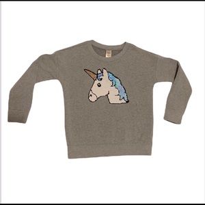 OshKosh flippy sequin sweatshirt in size 6/6x